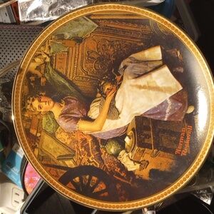 "NORMAN ROCKWELL" (circa: 1981) - "KNOWLES":FIRST ISSUE #3992-LOW MINTAGE NUMBER